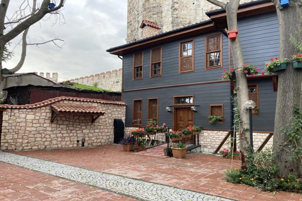 Muratlı Müstakil Ev Tadilatı